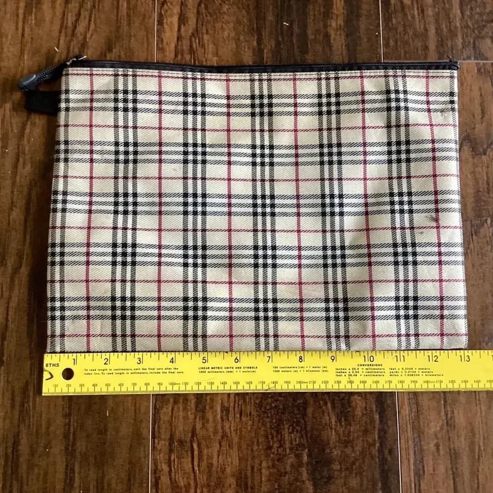Cozy Plaid Zippered Pouch